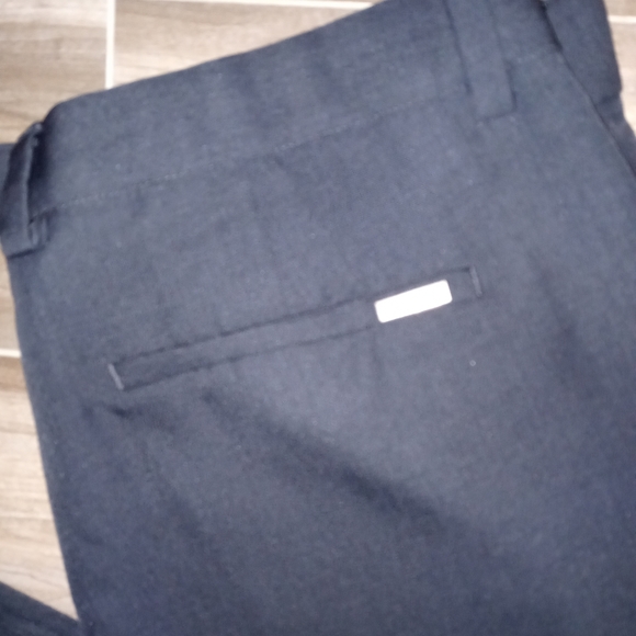 Greg Norman | 5 Iron Mens Golf Pants Size 36x30 - Picture 2 of 8